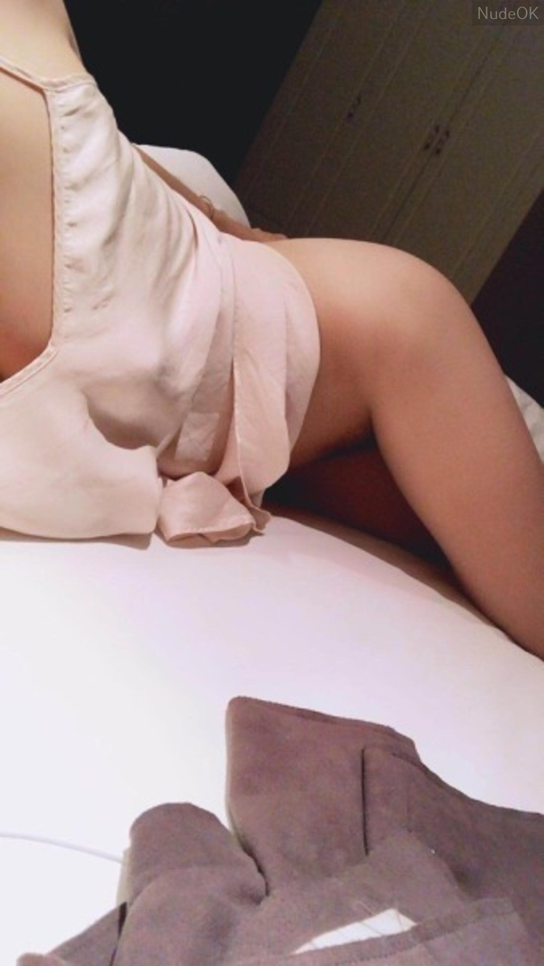 gambar gadis erotis hubungan seksual - Masturbasi telanjang